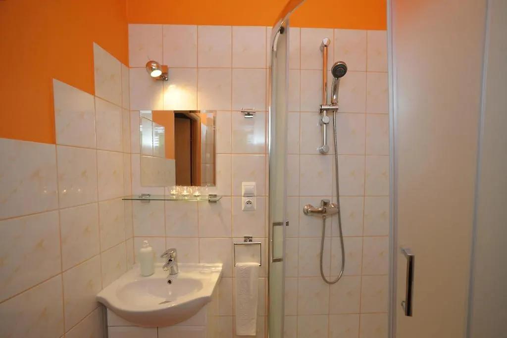 Parada Apartamenty Przy Targach Poznan 0*,