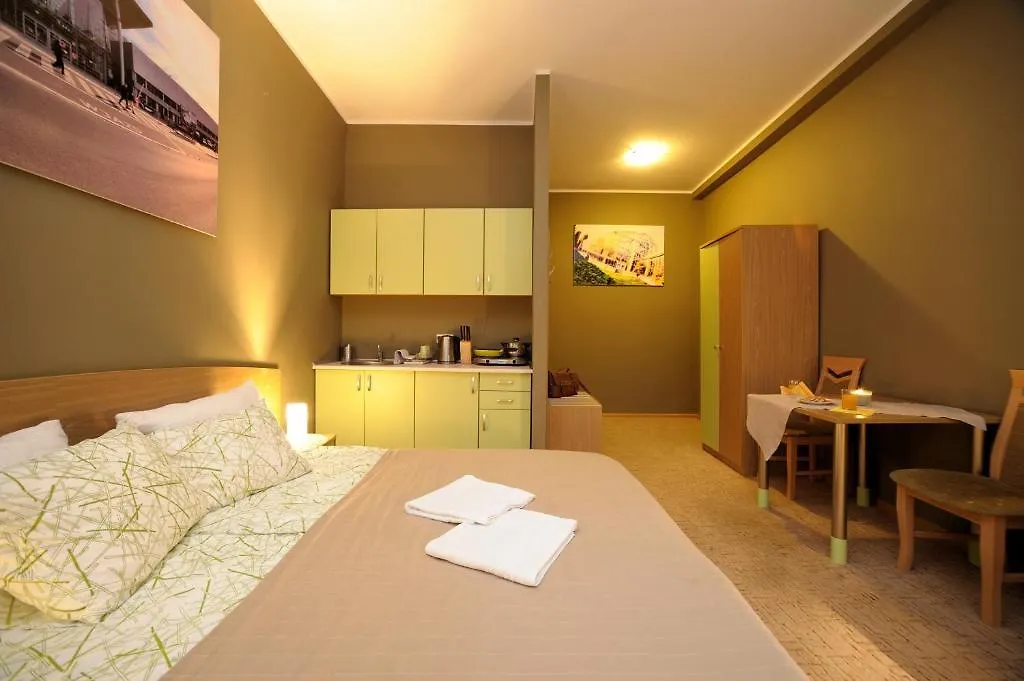 Parada Apartamenty Przy Targach Poznan Apartment